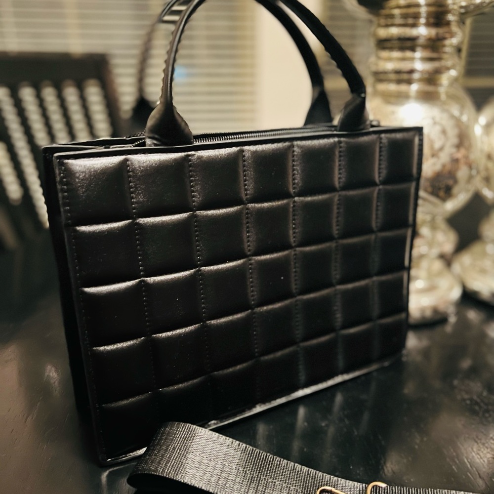 Handbag - Picture 4 of 6